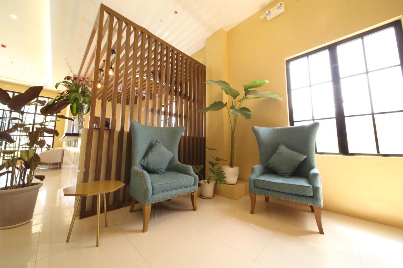 Hotel Via Appia Tagaytay Tagaytay City Esterno foto
