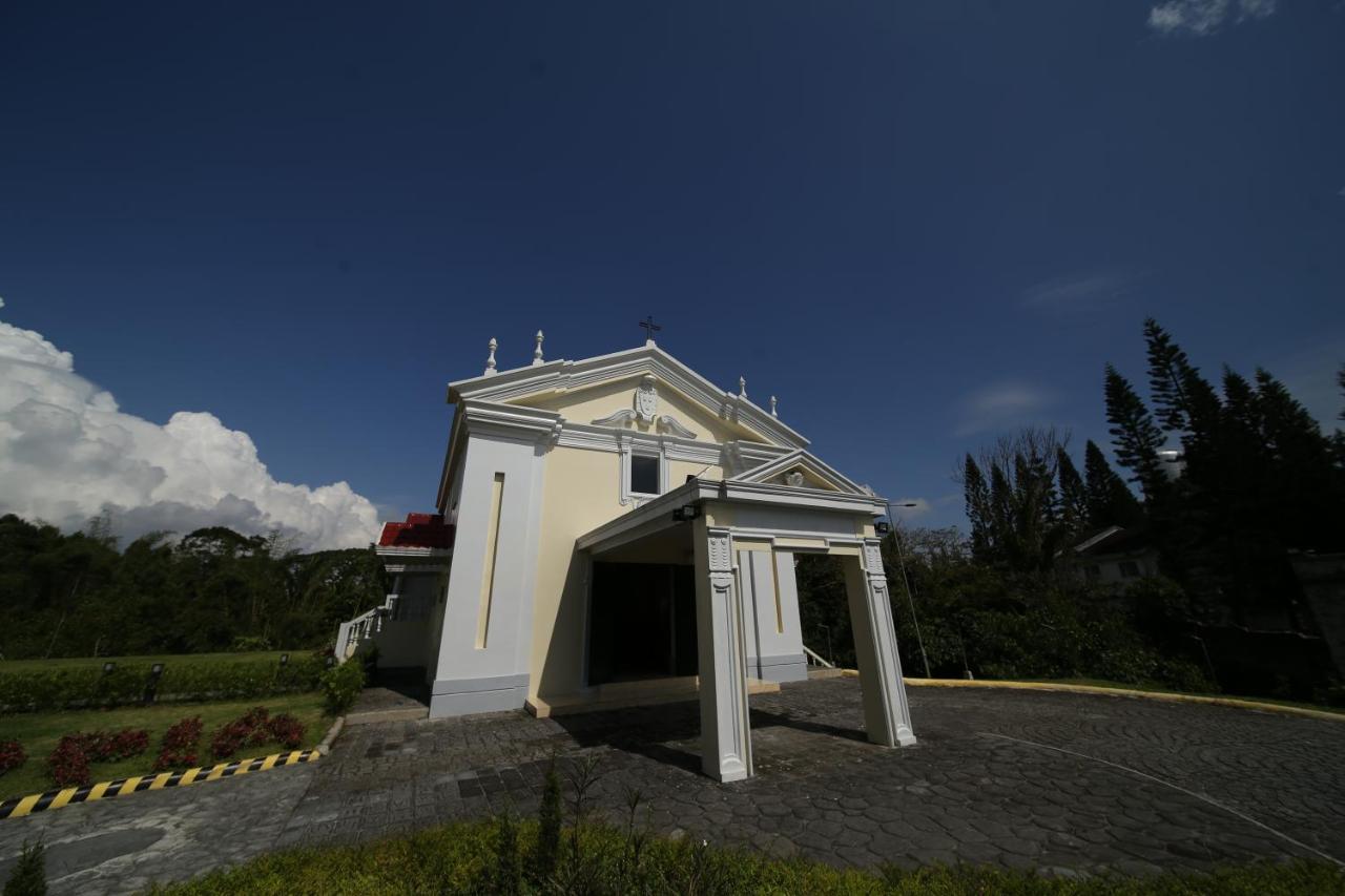 Hotel Via Appia Tagaytay Tagaytay City Esterno foto